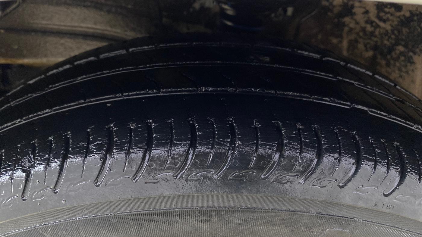2019 Maruti S PRESSO VXI, Petrol, Manual, 52,390 km, Left Front Tyre Tread