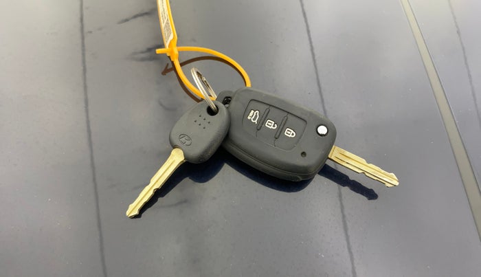 2022 Hyundai NEW I20 MAGNA 1.2 MT, Petrol, Manual, 9,348 km, Key Close Up