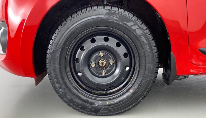2019 Maruti Swift VXI D, Petrol, Manual, 71,288 km, Left Front Wheel