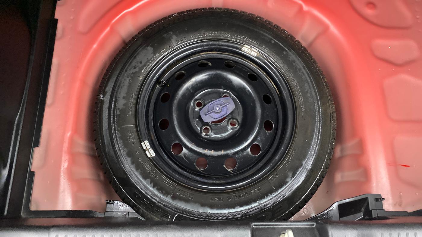 2019 Maruti Swift VXI D, Petrol, Manual, 71,288 km, Spare Tyre