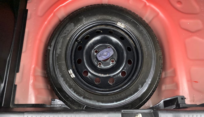 2019 Maruti Swift VXI D, Petrol, Manual, 71,288 km, Spare Tyre
