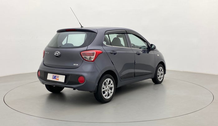 2017 Hyundai Grand i10 MAGNA 1.2 KAPPA VTVT, Petrol, Manual, 59,846 km, Right Back Diagonal