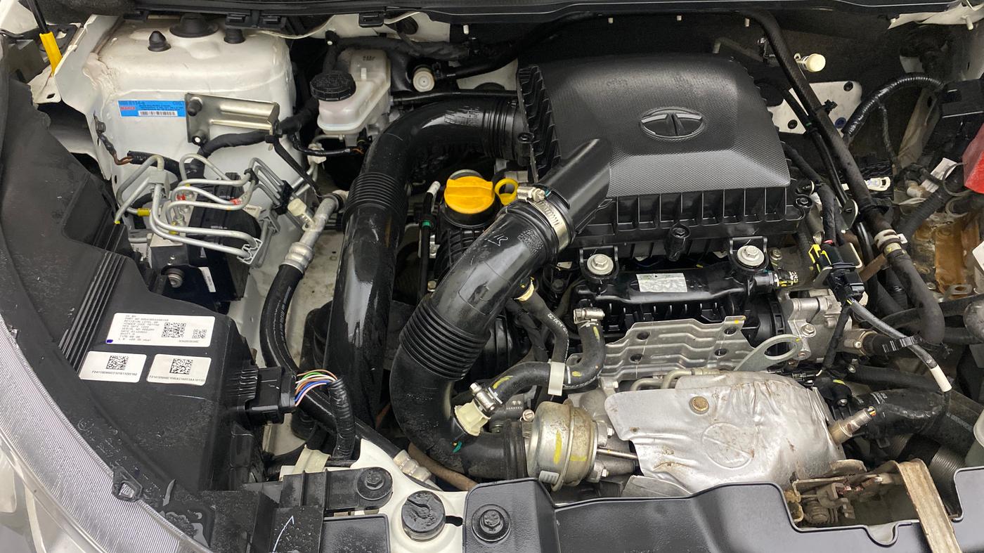 2022 Tata NEXON XZ Plus LUX, Petrol, Manual, 16,057 km, Engine View - Right