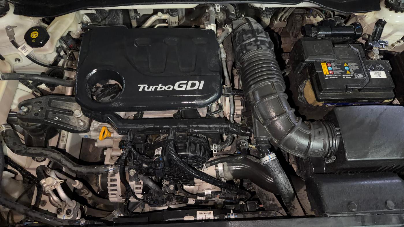 2023 Hyundai VENUE SX (O) 1.0 TURBO DCT, Petrol, Automatic, 11,677 km, Engine View