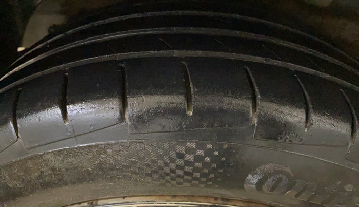 2015 Hyundai Elite i20 MAGNA 1.2, Petrol, Manual, 96,941 km, Right Rear Tyre Tread