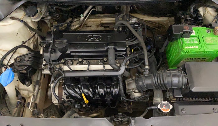 2015 Hyundai Elite i20 MAGNA 1.2, Petrol, Manual, 96,941 km, Engine View