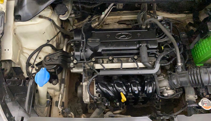 2015 Hyundai Elite i20 MAGNA 1.2, Petrol, Manual, 96,941 km, Engine View - Right