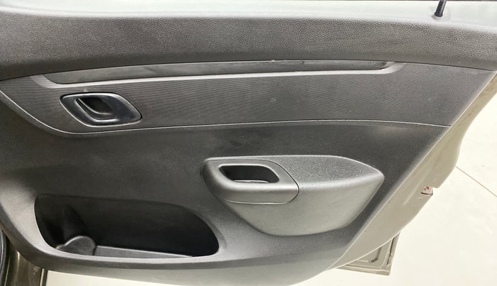2018 Renault Kwid RXT 1.0 EASY-R AT OPTION, Petrol, Automatic, 23,335 km, Driver Side Door Panels Control