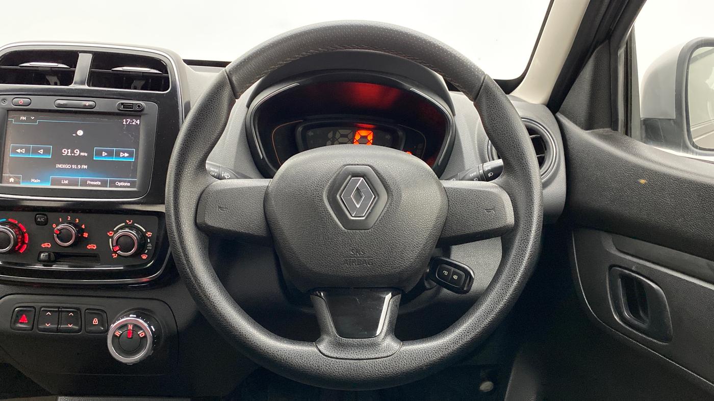 2018 Renault Kwid RXT 1.0 EASY-R AT OPTION, Petrol, Automatic, 23,335 km, Steering Wheel Close Up