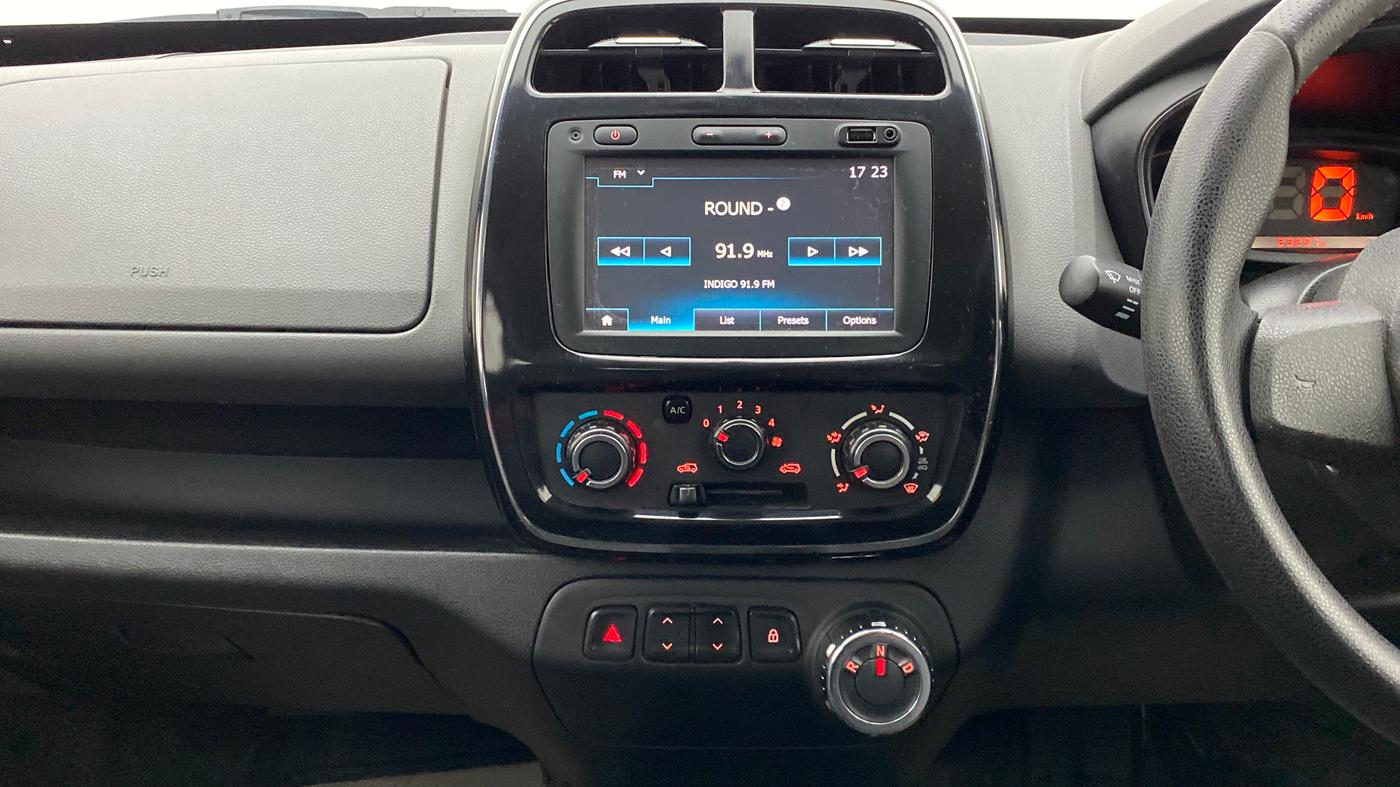 2018 Renault Kwid RXT 1.0 EASY-R AT OPTION, Petrol, Automatic, 23,335 km, Air Conditioner