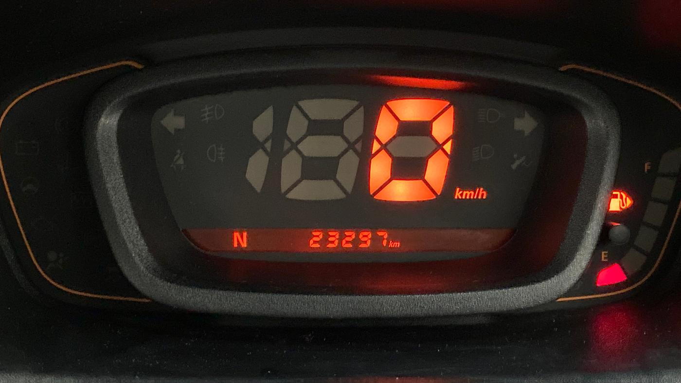 2018 Renault Kwid RXT 1.0 EASY-R AT OPTION, Petrol, Automatic, 23,335 km, Odometer Image