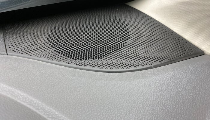 2018 Renault Kwid RXT 1.0 EASY-R AT OPTION, Petrol, Automatic, 23,335 km, Speaker