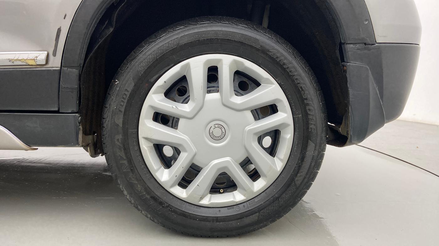 2017 Maruti Vitara Brezza VDI (O), Diesel, Manual, 89,681 km, Left Front Wheel