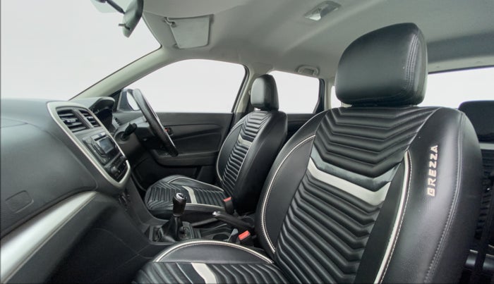 2017 Maruti Vitara Brezza VDI (O), Diesel, Manual, 89,681 km, Right Side Front Door Cabin