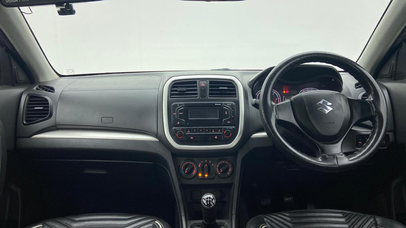 2017 Maruti Vitara Brezza VDI (O), Diesel, Manual, 89,681 km, Dashboard