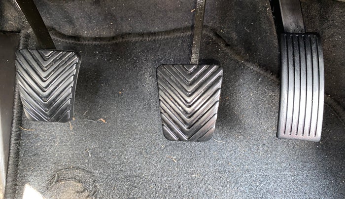 2020 Hyundai Elite i20 MAGNA PLUS 1.2, Petrol, Manual, 26,988 km, Pedals