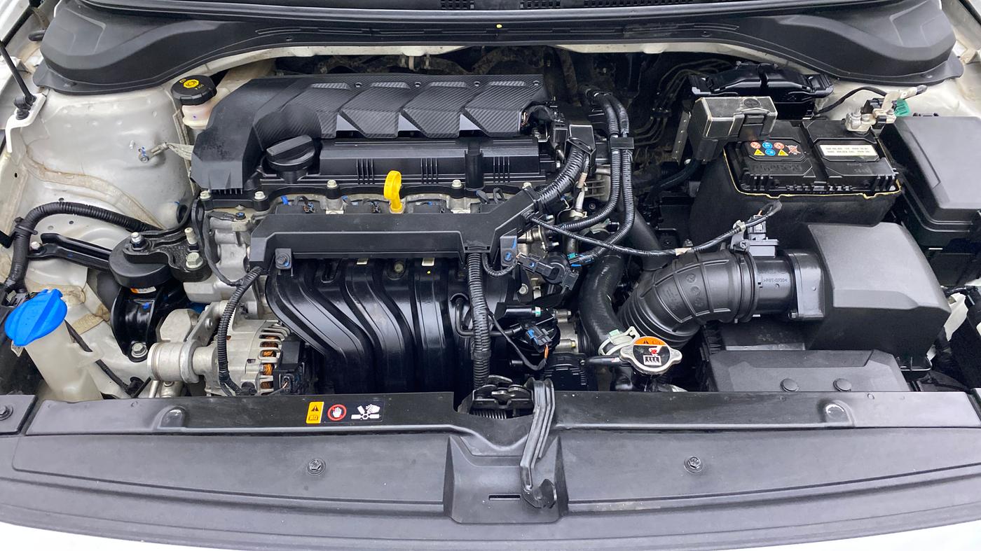 2021 Hyundai Verna SX PETROL MT, Petrol, Manual, 42,881 km, Open Bonet