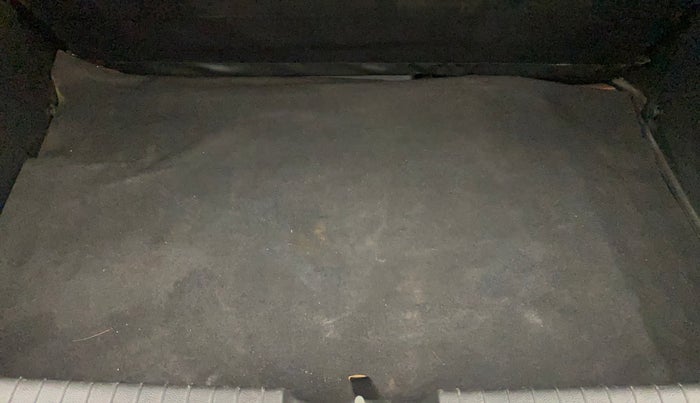 2016 Hyundai Elite i20 MAGNA 1.2, Petrol, Manual, 64,361 km, Boot Inside