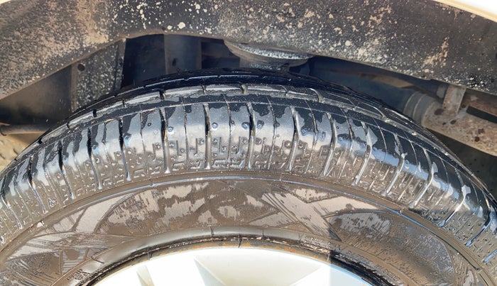 2018 Maruti Alto 800 LXI, Petrol, Manual, 53,849 km, Left Rear Tyre Tread