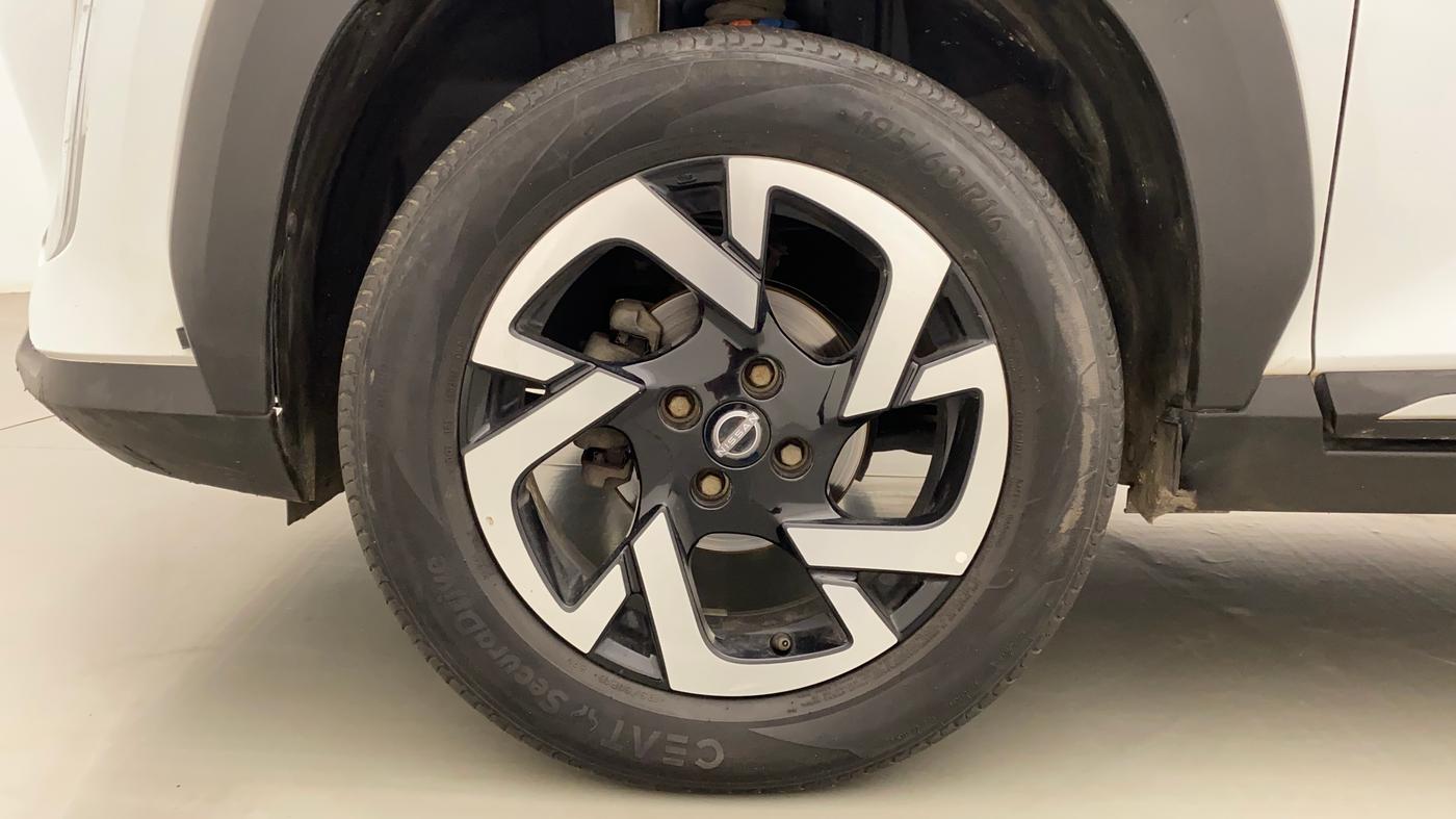 2021 Nissan MAGNITE XV TURBO, Petrol, Manual, 41,037 km, Left Front Wheel