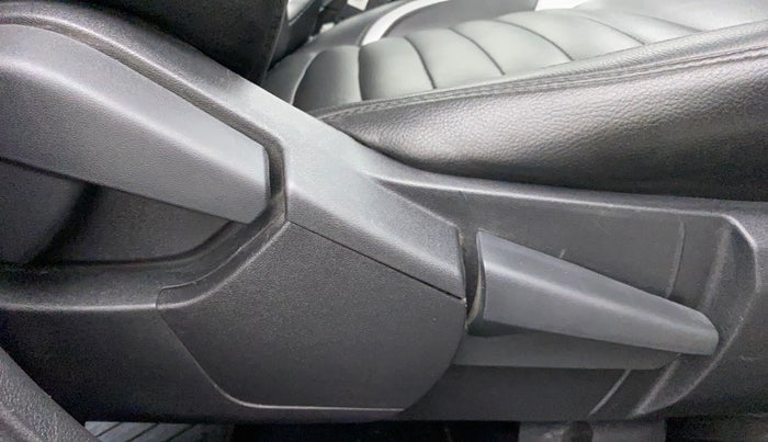 2021 Nissan MAGNITE XV TURBO, Petrol, Manual, 41,037 km, Driver Side Adjustment Panel