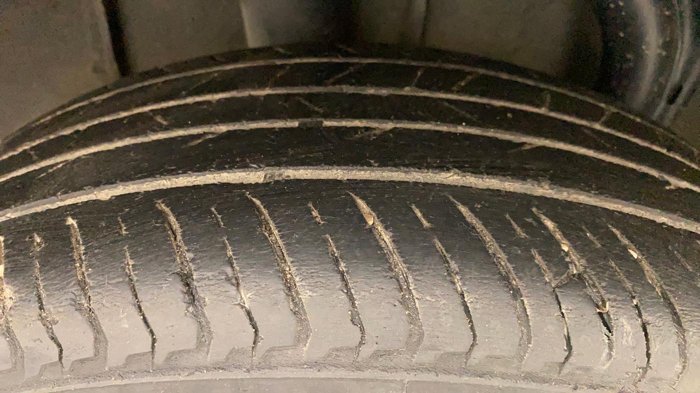 2021 Nissan MAGNITE XV TURBO, Petrol, Manual, 41,037 km, Right Rear Tyre Tread