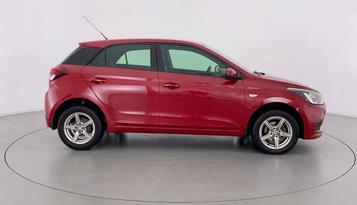 2014 Hyundai Elite i20 MAGNA 1.4 CRDI, Diesel, Manual, 84,824 km, Right Side View
