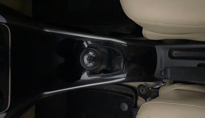 2018 Toyota YARIS J MT, Petrol, Manual, 75,472 km, Gear Lever