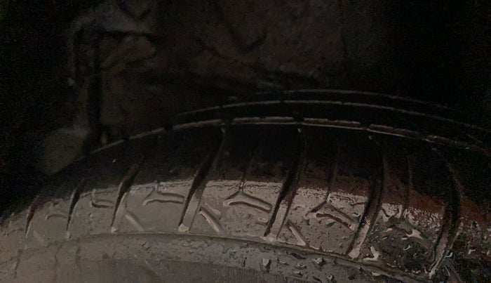 2018 Toyota YARIS J MT, Petrol, Manual, 75,472 km, Left Rear Tyre Tread