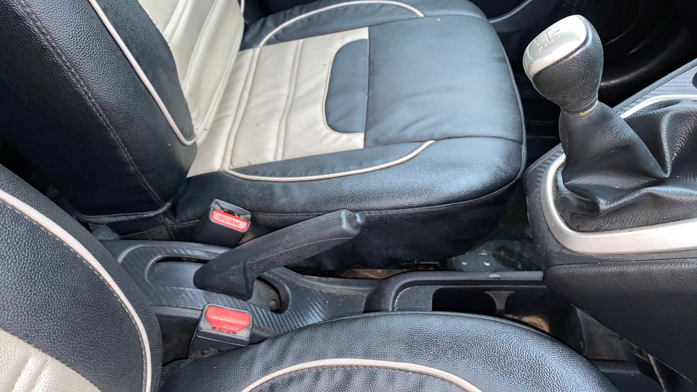 2019 Datsun Go Plus T, Petrol, Manual, 29,083 km, Gear Lever