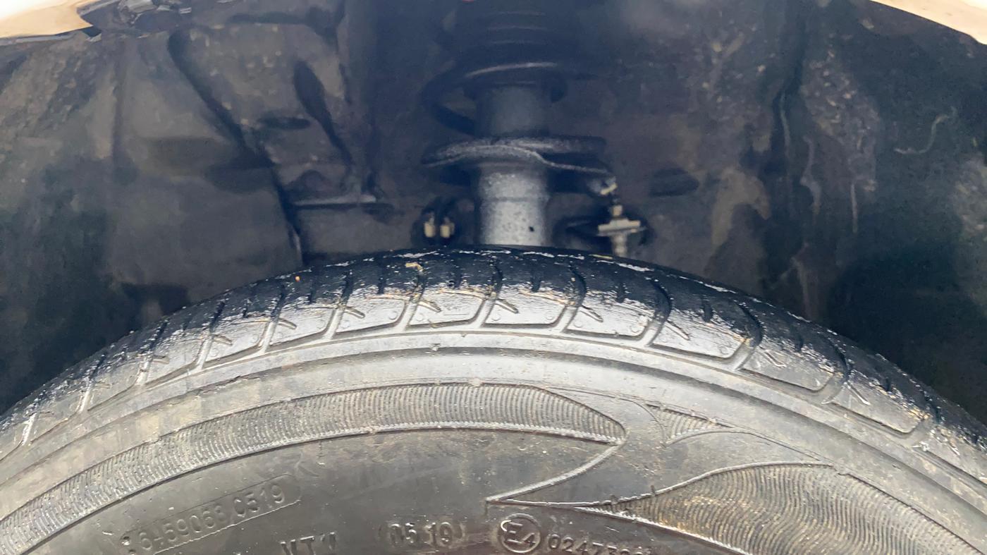 2019 Datsun Go Plus T, Petrol, Manual, 29,083 km, Left Front Tyre Tread