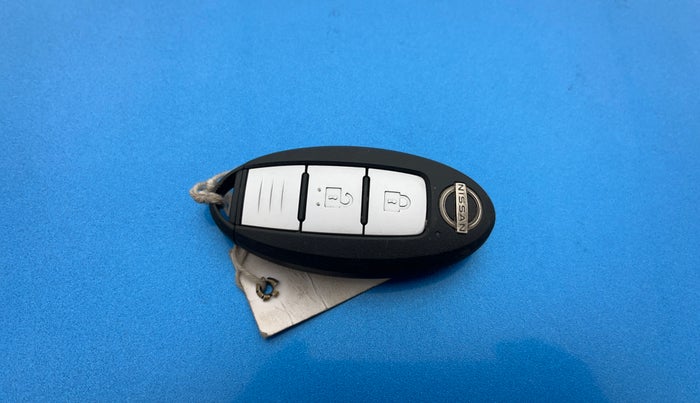 2023 Nissan MAGNITE XV AMT EZ Shift DT, Petrol, Automatic, 16,532 km, Key Close Up