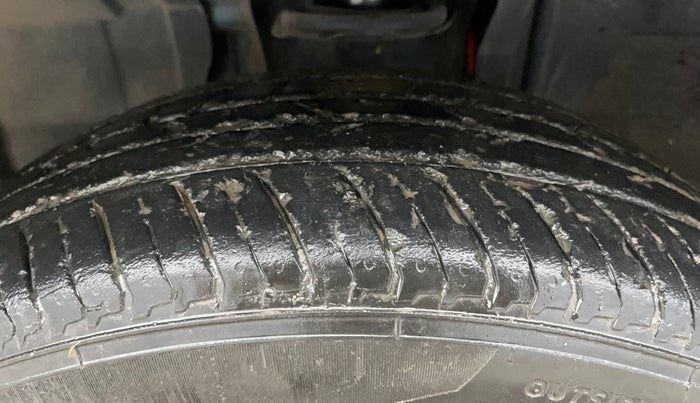 2023 Nissan MAGNITE XV AMT EZ Shift DT, Petrol, Automatic, 16,532 km, Left Front Tyre Tread