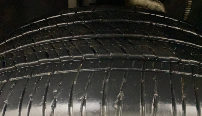 2023 Mahindra SCORPIO-N Z8 PETROL AT 7 STR, Petrol, Automatic, 25,348 km, Left Front Tyre Tread