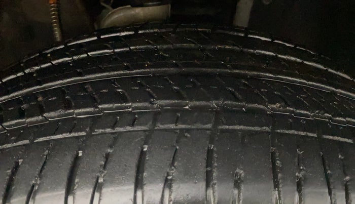 2023 Mahindra SCORPIO-N Z8 PETROL AT 7 STR, Petrol, Automatic, 25,348 km, Right Front Tyre Tread