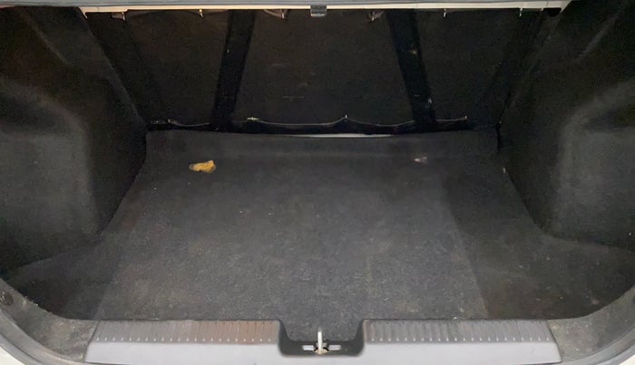 2018 Maruti Dzire ZXI AMT, Petrol, Automatic, 50,896 km, Boot Inside
