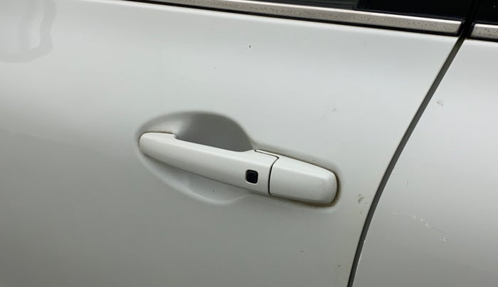 2018 Maruti Dzire ZXI AMT, Petrol, Automatic, 50,896 km, Front passenger door - Door handle sensor not working