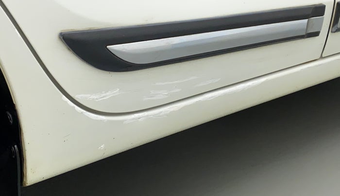 2018 Maruti Dzire ZXI AMT, Petrol, Automatic, 50,896 km, Right running board - Slightly dented