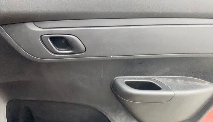 2022 Renault Kwid RXT 1.0, Petrol, Manual, 29,887 km, Driver Side Door Panels Control