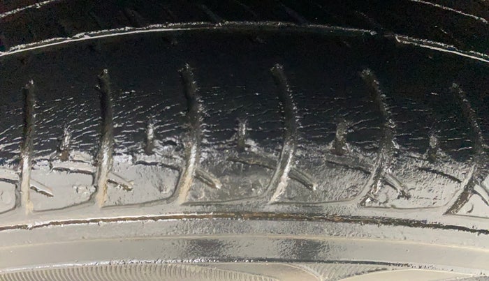 2022 Renault Kwid RXT 1.0, Petrol, Manual, 29,887 km, Left Rear Tyre Tread