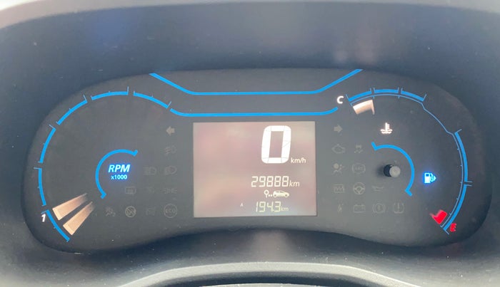 2022 Renault Kwid RXT 1.0, Petrol, Manual, 29,887 km, Odometer Image