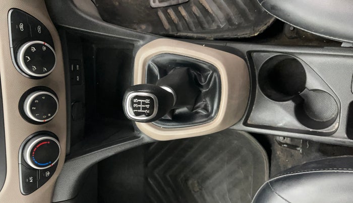 2017 Hyundai Grand i10 MAGNA 1.2 KAPPA VTVT, Petrol, Manual, 65,733 km, Gear Lever