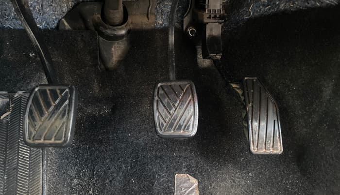 2023 Maruti Baleno ALPHA PETROL 1.2, Petrol, Manual, 48,307 km, Pedals