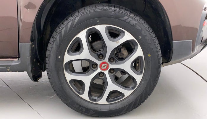 2020 Renault Duster RXS 1.3 TURBO PETROL MT, Petrol, Manual, 35,564 km, Right Front Wheel
