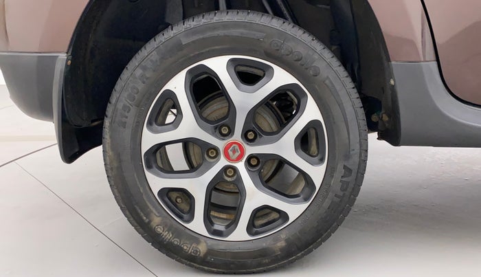 2020 Renault Duster RXS 1.3 TURBO PETROL MT, Petrol, Manual, 35,564 km, Right Rear Wheel