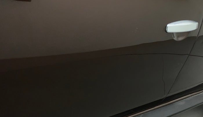 2020 Renault Duster RXS 1.3 TURBO PETROL MT, Petrol, Manual, 35,564 km, Front passenger door - Slightly dented