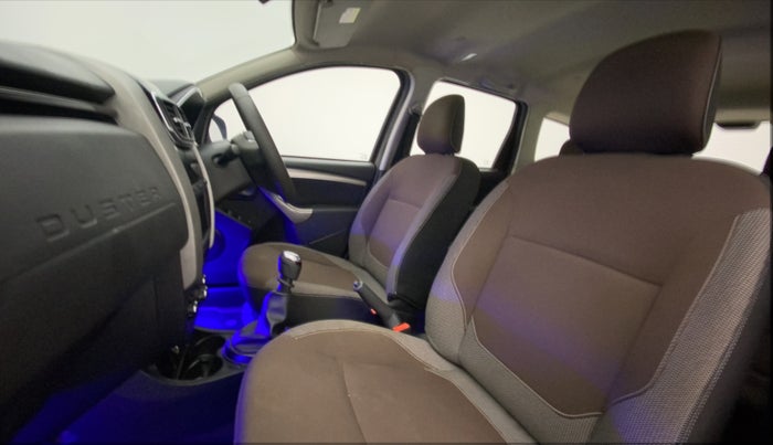 2020 Renault Duster RXS 1.3 TURBO PETROL MT, Petrol, Manual, 35,564 km, Right Side Front Door Cabin
