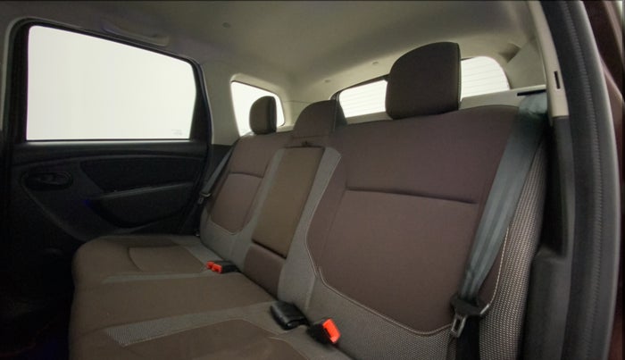2020 Renault Duster RXS 1.3 TURBO PETROL MT, Petrol, Manual, 35,564 km, Right Side Rear Door Cabin