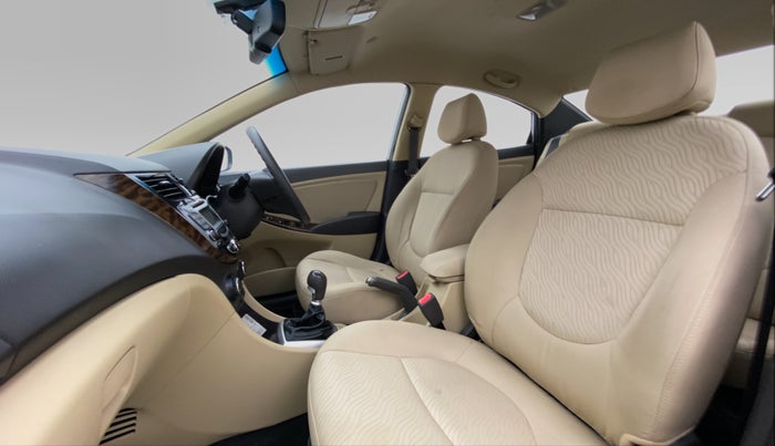 2014 Hyundai Verna FLUIDIC 1.4 VTVT CX, Petrol, Manual, 44,469 km, Right Side Front Door Cabin View