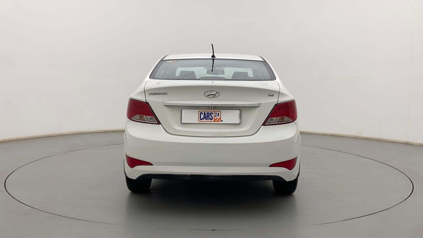 2015 Hyundai Verna FLUIDIC 4S 1.6 VTVT S(O), Petrol, Manual, 99,131 km, Back/Rear